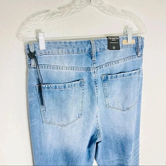 NWT Blank NYC Baxter Destroyed Ribcage Straight Leg High Waist Jeans Waist 29 - Picture 5 of 9